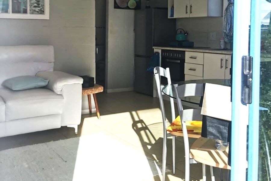 To Let 1 Bedroom Property for Rent in Blue Lagoon Western Cape